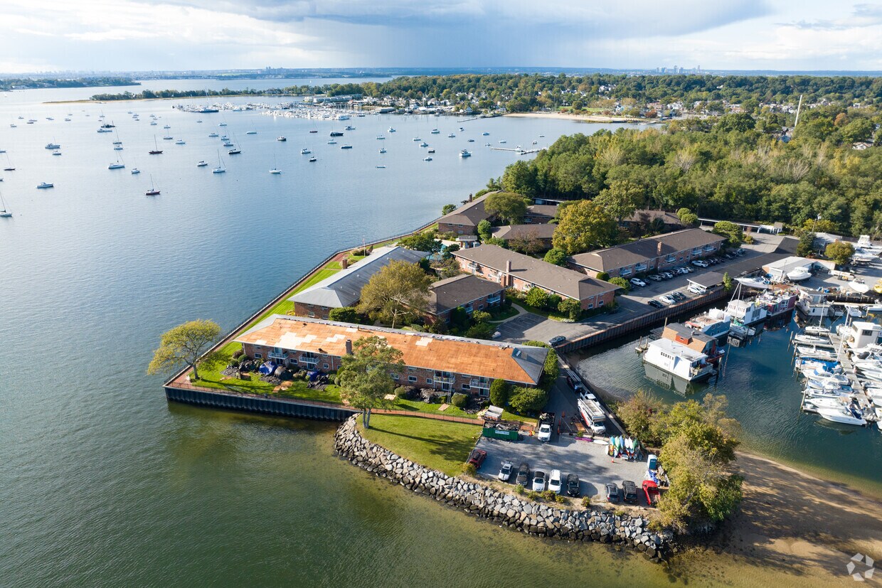 Toms Point Coop Apartments in Port Washington, NY