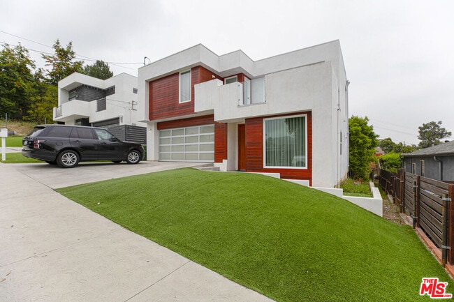 Building Photo - 1046 Glen Arbor Ave