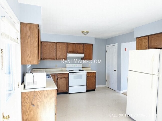 Foto del edificio - 114 Main Rd S