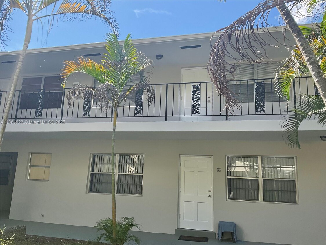 Foto principal - 510 SE 9th St