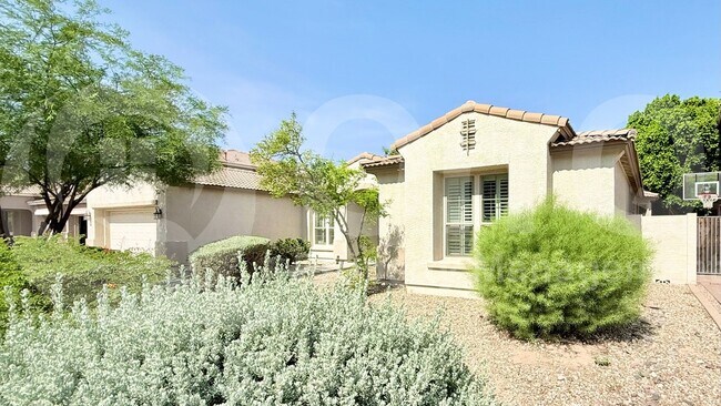 Foto del edificio - 24212 N 58th Ln