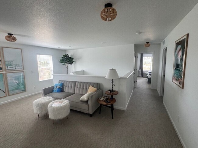Foto del edificio - New 3BR Townhome in Mitchell Creek Canyon ...