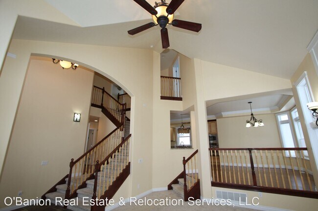 Building Photo - 3 br, 3.5 bath House - 10775 E Talking Man...