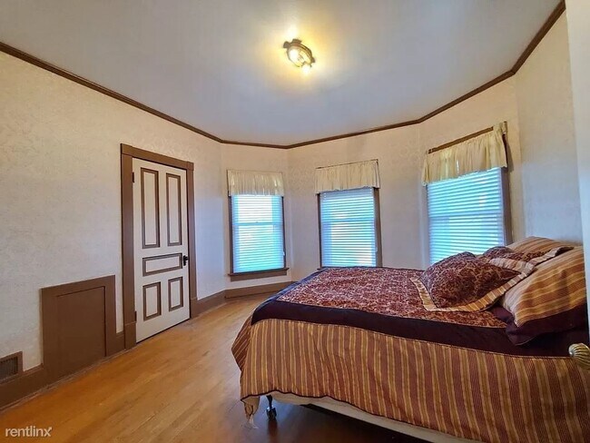 Foto del edificio - 4 br, 2 bath House - 1641 1st Street North