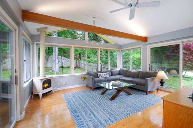 Foto del edificio - 15 Sunnyside Ln