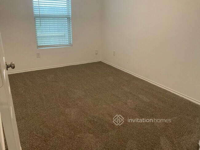 Building Photo - 18731 Faustina Way