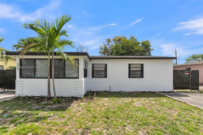 Building Photo - 440 NW 30th Terrace