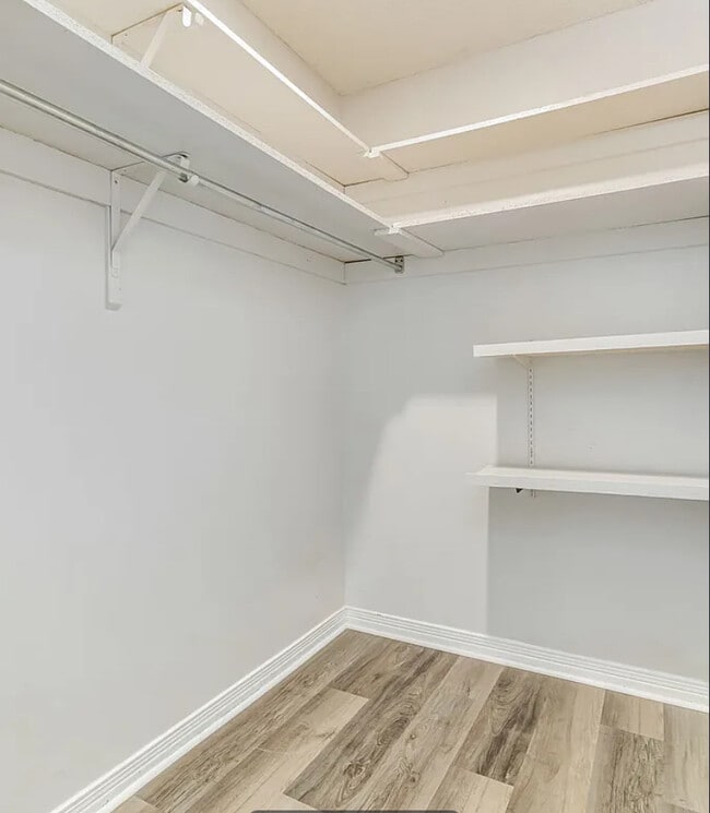 Building Photo - 4324 Grant St