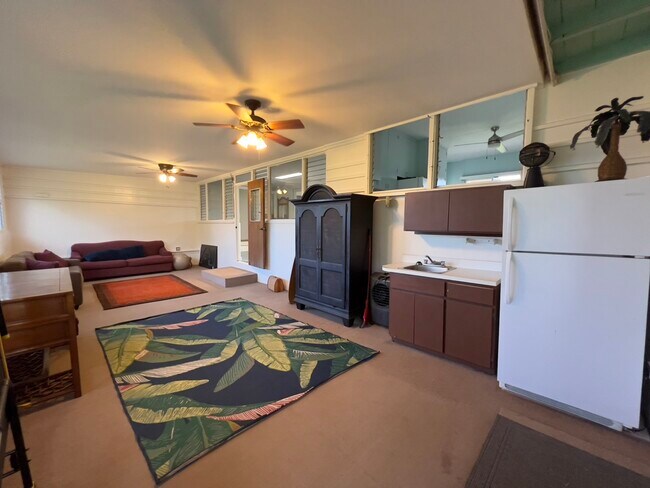 Building Photo - 5212 Lawai Rd