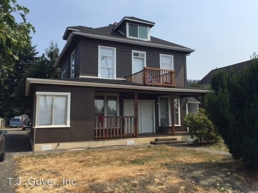Primary Photo - 216 N Gold St