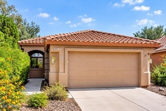 Building Photo - 14247 N Ashbrook Dr