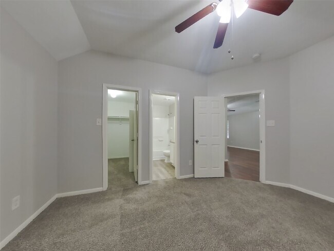 Foto del edificio - 16339 Noble Meadow Ln