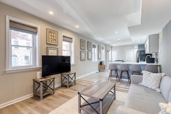 Foto del edificio - 447 Gittings St