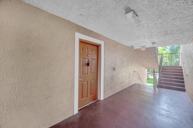 Foto del edificio - 3614 NW Adriatic Ln