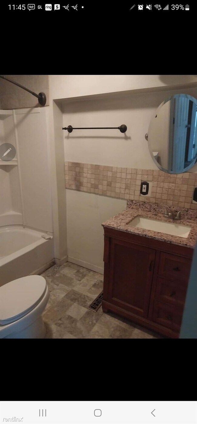 Building Photo - 3 br, 1 bath House - 2964 Iowa Street