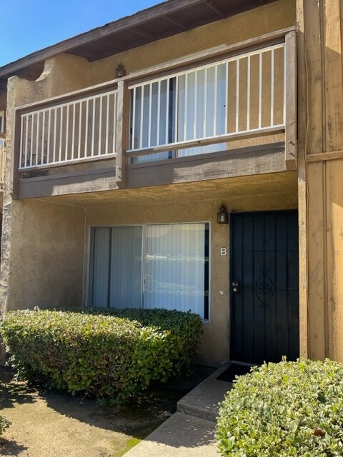 Security Doors - 980 E Main St