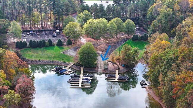 Building Photo - 119 Plantation Dr
