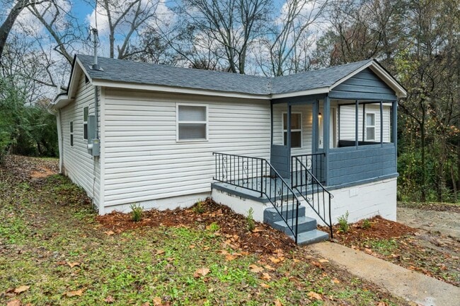 Building Photo - 406 Forest Rd