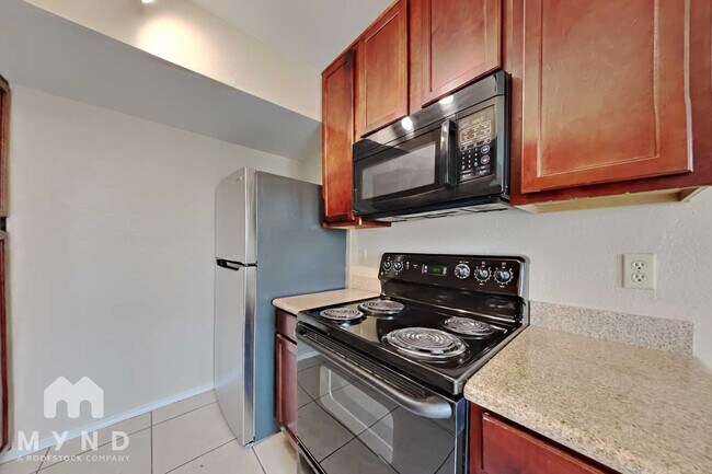 Foto del edificio - 3500 Hayden Rd