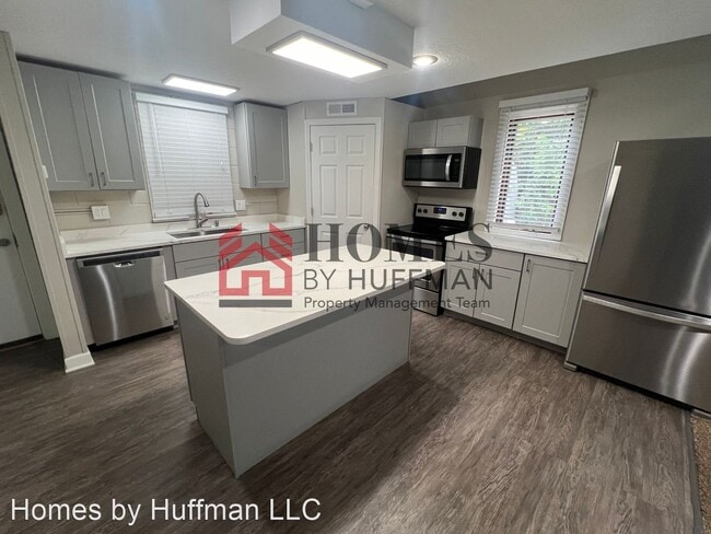 Building Photo - 2 br, 1 bath House - 3811 Covert Ave Ste B