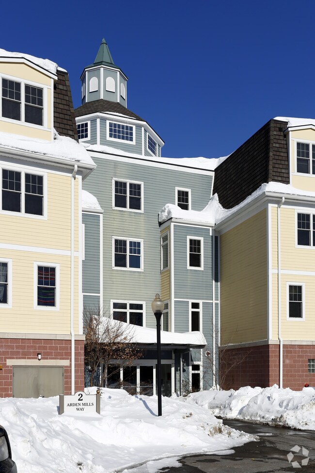 The Falls At Arden Mills Apartments in Fitchburg, MA