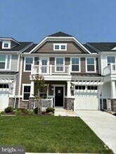 Building Photo - 215 Red Cedar Dr