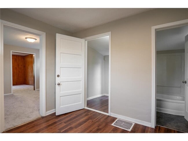 Foto del edificio - 608 7th Ave S