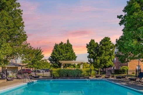 Piscina espectacular con terraza - The Residences At Breckenridge