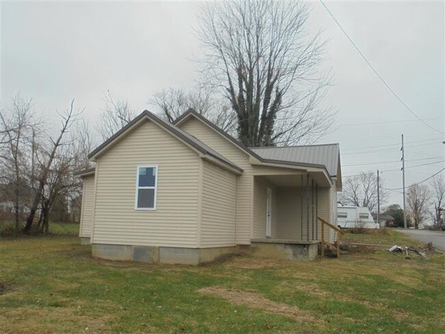 Building Photo - 30 Kelly Dr