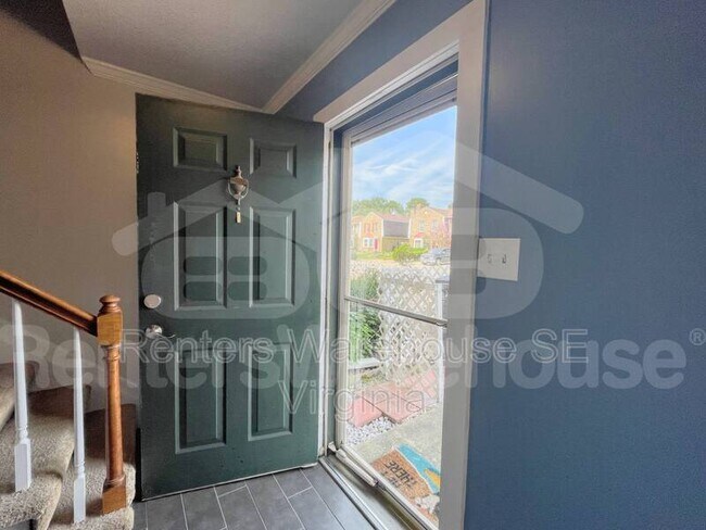 Building Photo - 4641 Merrimac Ln