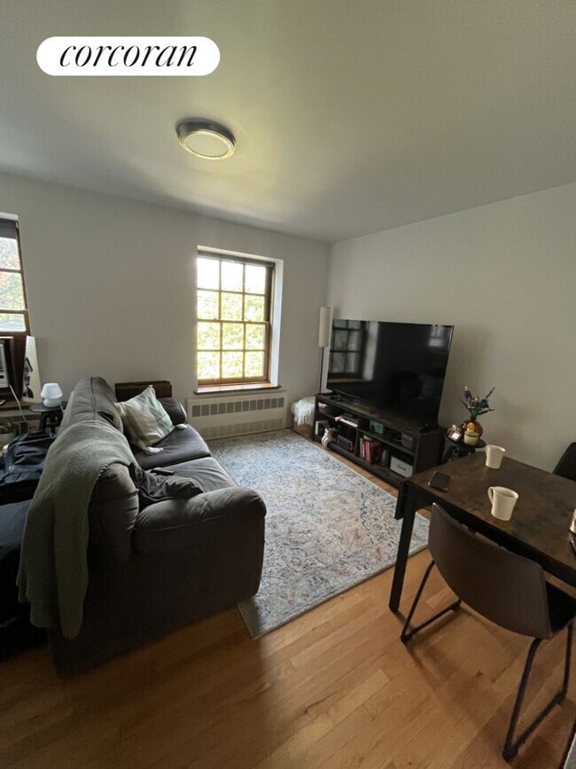 Foto del edificio - 161 Columbia Heights