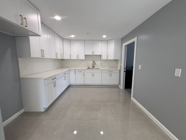 Foto del edificio - 4032 Hoku Ave