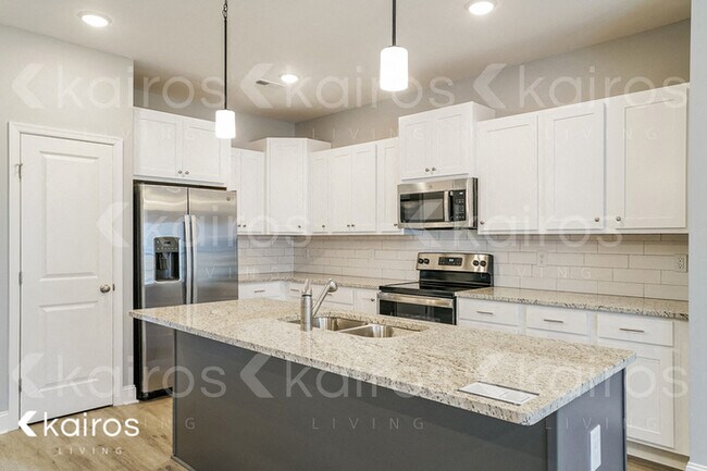 Foto del edificio - 3709 Oak Leaf Wy
