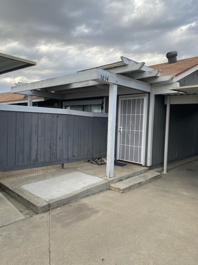 Foto principal - 1034 Kaweah St