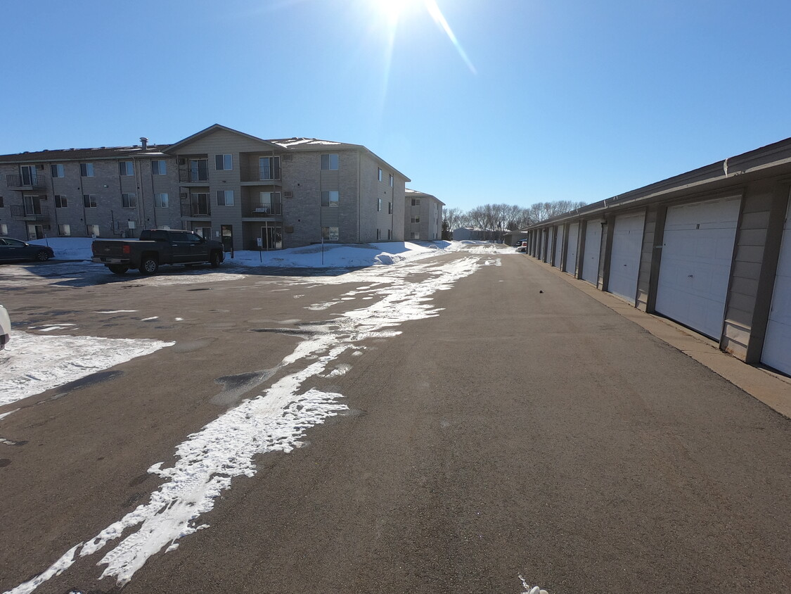 Primary Photo - 1401 2nd Ave N