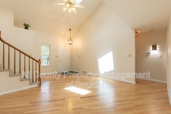 Building Photo - 3123 Concord Way