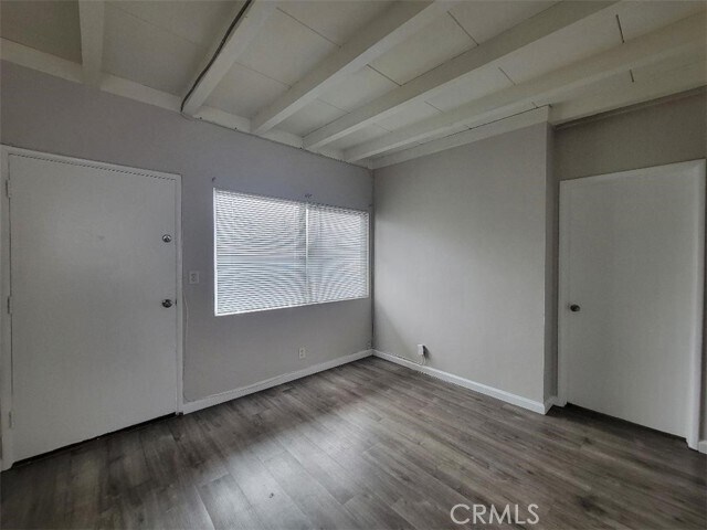 Foto del edificio - 2451 Lemon Ave