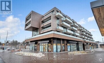 Building Photo - 215-215 Lakeshore Rd W