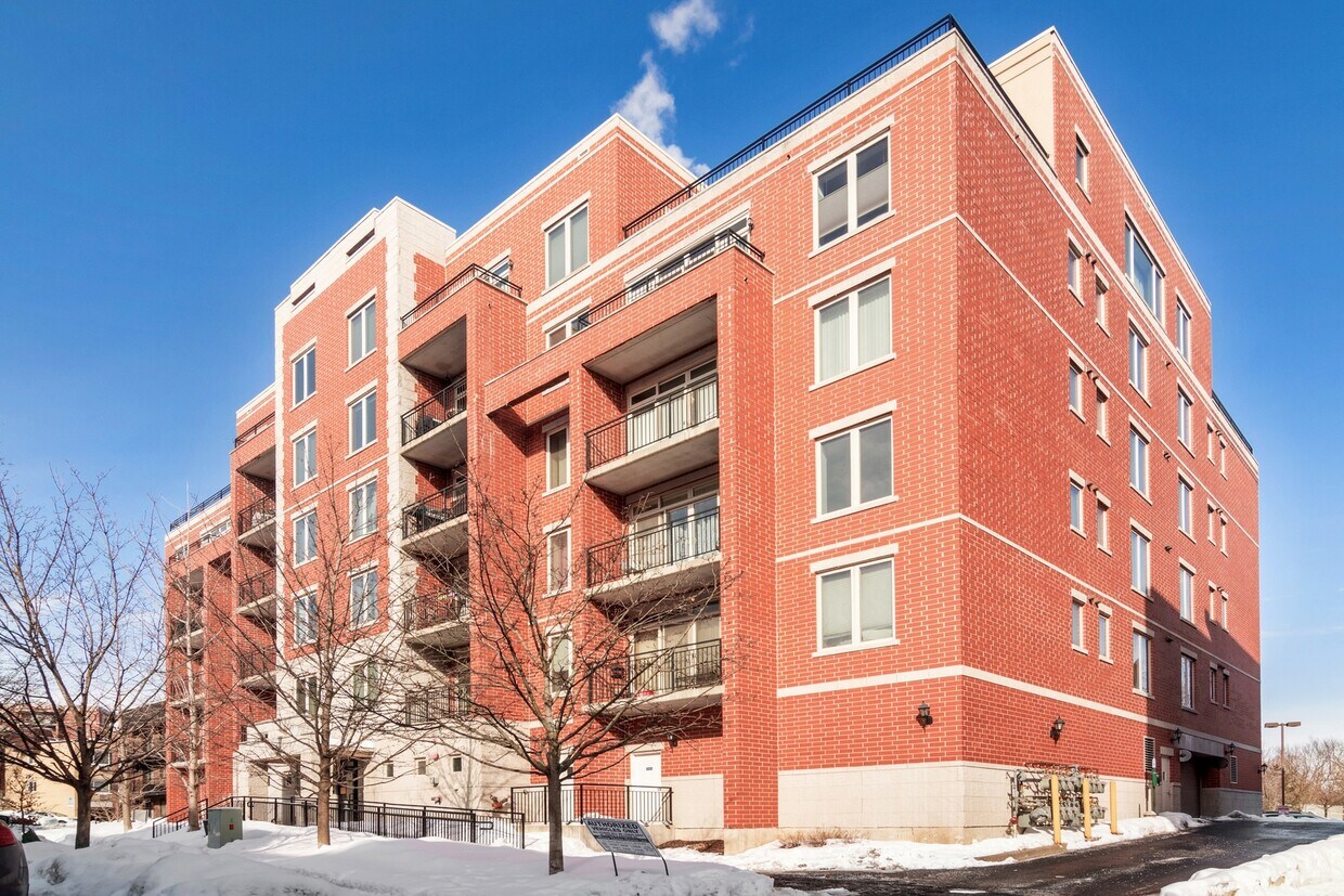 1670 Mill St Unit 402, Des Plaines, IL 60016 Condo for Rent in Des