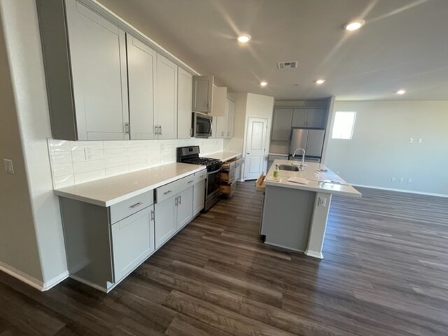 Building Photo - 24612 Hero Cir
