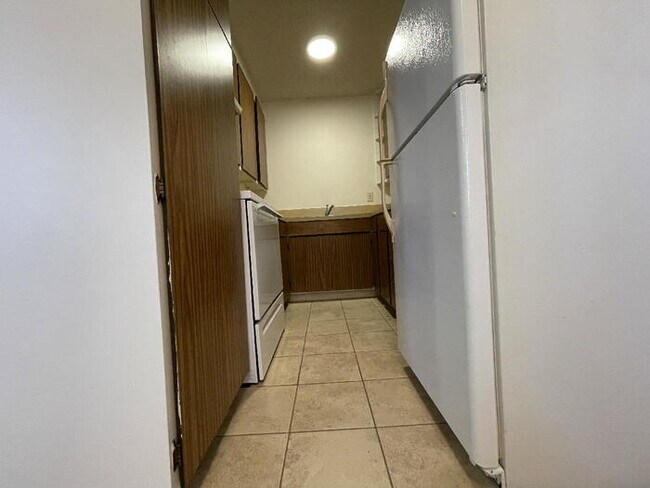 Foto del edificio - Hokulani Apts 1/1/1 pool, laundry