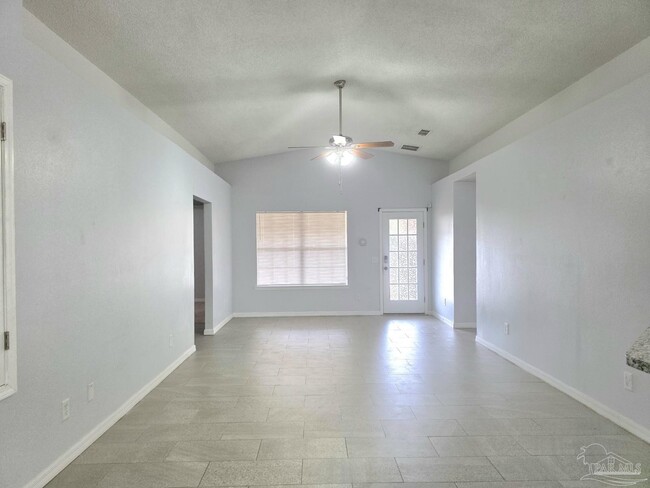 Building Photo - 4972 Genevive Ct