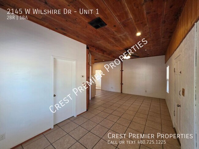 Foto del edificio - 2145 W Wilshire Dr