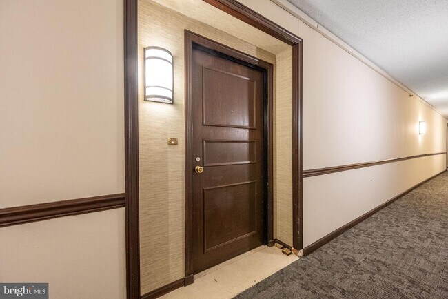 Foto del edificio - 5505 Seminary Rd
