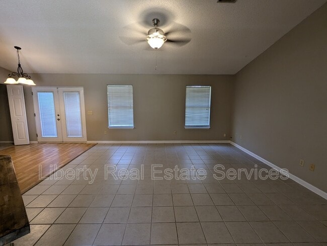 Building Photo - 1413 Desert Storm Dr