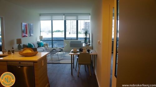 Foto del edificio - 2023 Hudson St