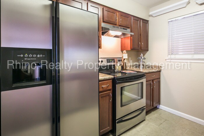 Primary Photo - 4200 Montgomery Blvd NE