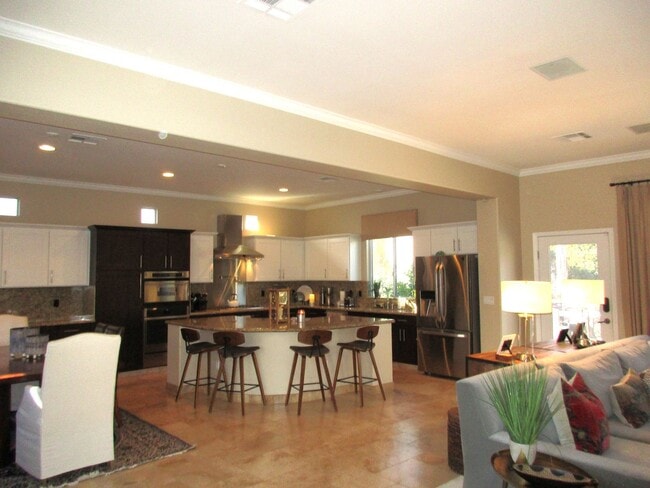 Building Photo - Taylorville Street