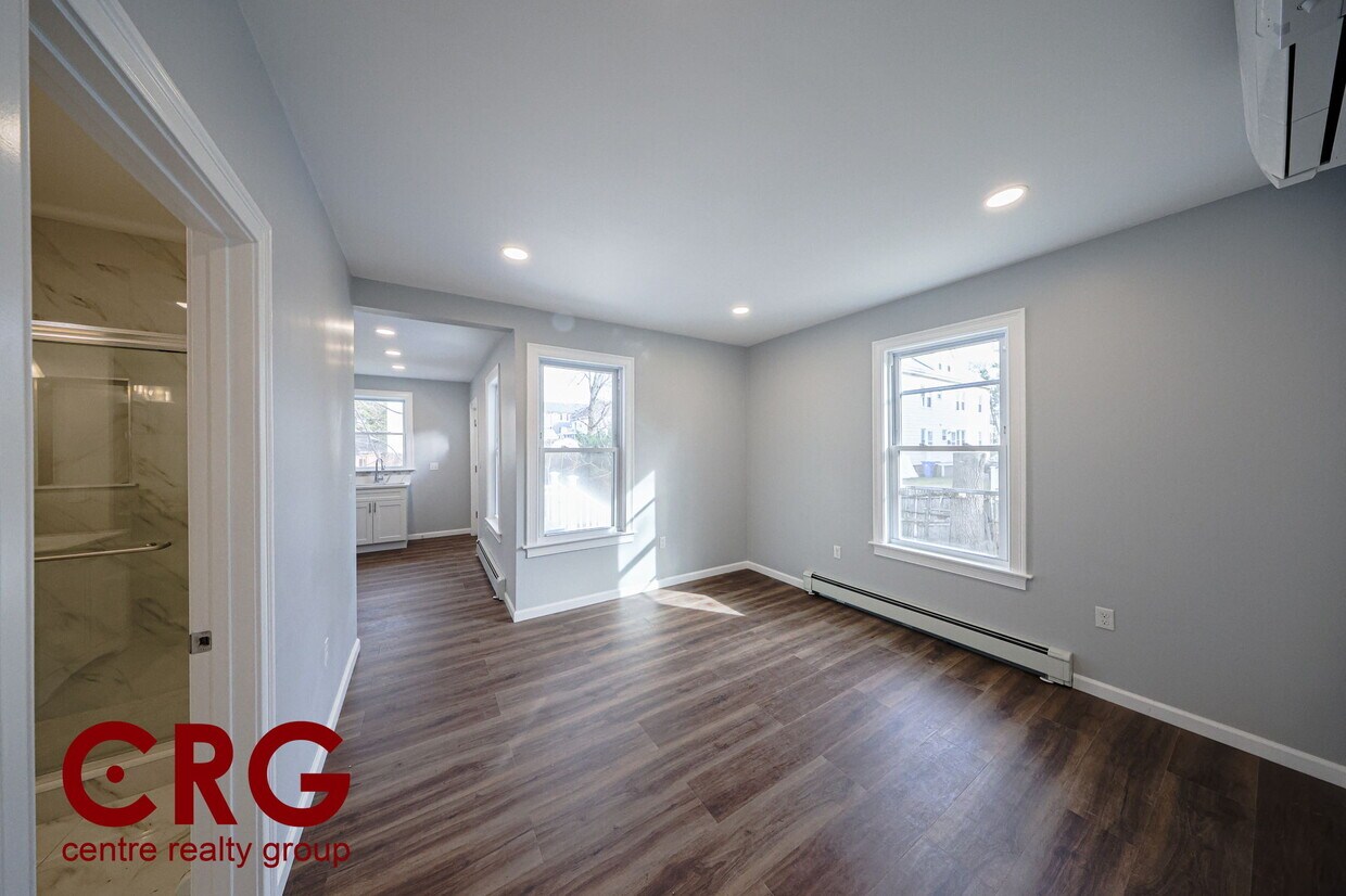 Foto principal - 81 Alder St
