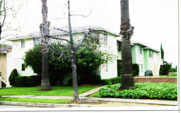 Primary Photo - 5453-5457 1/2 Alvern Cir.